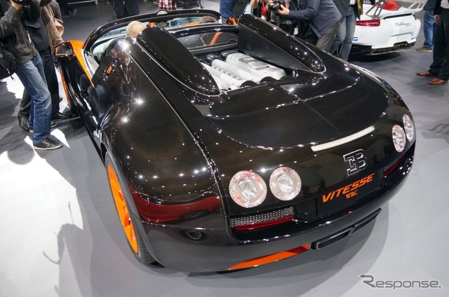 ブガッティ ヴェイロン16.4 グランスポーツ ヴィテッセ WRCエディション公開のようす(フォルクスワーゲン・グループナイト 上海モーターショー13)