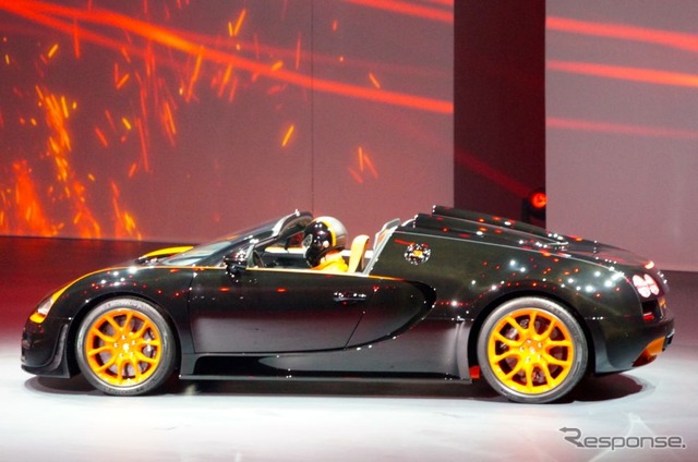 ブガッティ ヴェイロン16.4 グランスポーツ ヴィテッセ WRCエディション公開のようす(フォルクスワーゲン・グループナイト 上海モーターショー13)