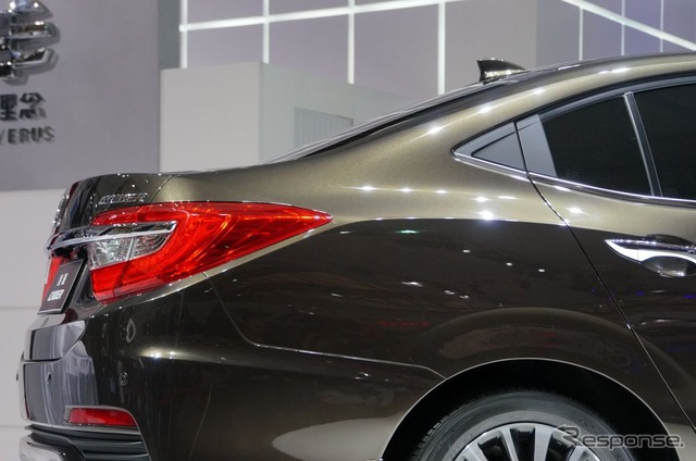 【上海モーターショー13】広汽ホンダ、新型ミドルセダン“凌派”発表