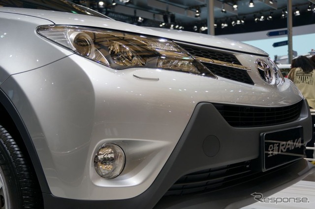 トヨタ RAV4 (上海モーターショー13)