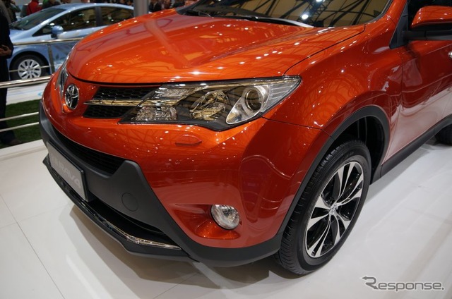 トヨタ RAV4 (上海モーターショー13)