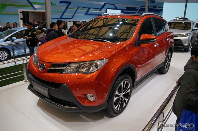 トヨタ RAV4 (上海モーターショー13)
