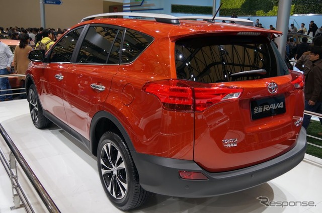 トヨタ RAV4 (上海モーターショー13)