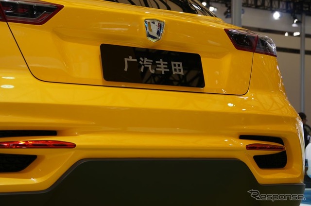広汽トヨタ 小型クロスオーバーEVコンセプト (上海モーターショー2013)