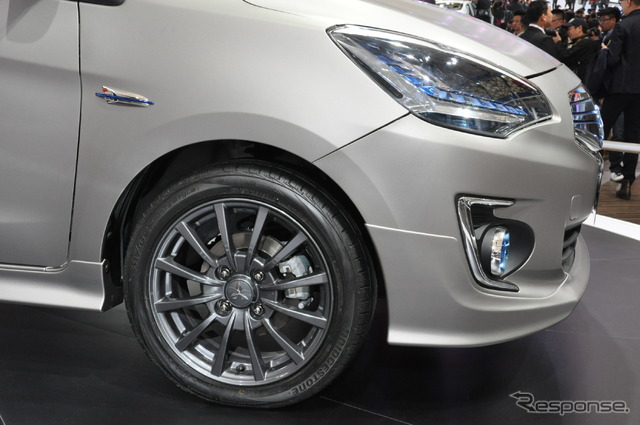 三菱自動車 コンセプトG4（上海モーターショー13）