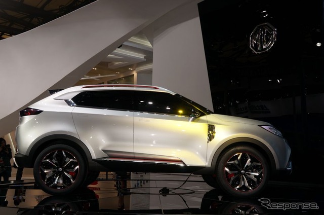 MGの小型SUVコンセプト CS (上海モーターショー2013)