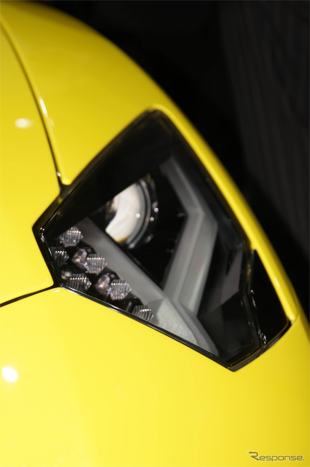 ランボルギーニの創業50周年記念モデル『アヴェンタドール LP720-4 50 Anniversario』(上海モーターショー2013)