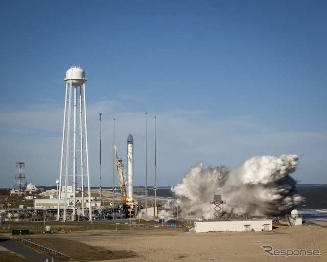 アンタレス・ロケットの打ち上げに成功