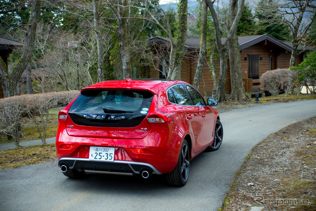 ボルボ・V40 T5 Rデザイン