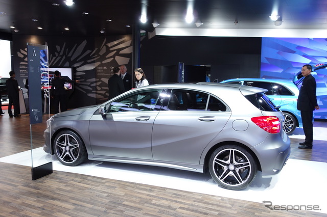 新型 メルセデスベンツ Aクラス（上海モーターショー13）