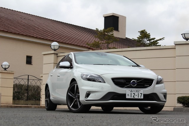 ボルボ V40 T5 R-DESIGN