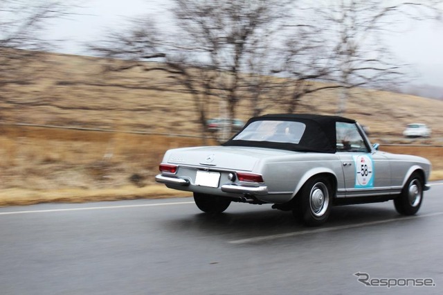 メルセデスベンツ・250SL