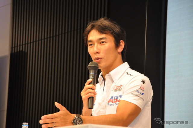 インディカー日本人初勝利の佐藤琢磨選手凱旋会見（ホンダ青山本社）