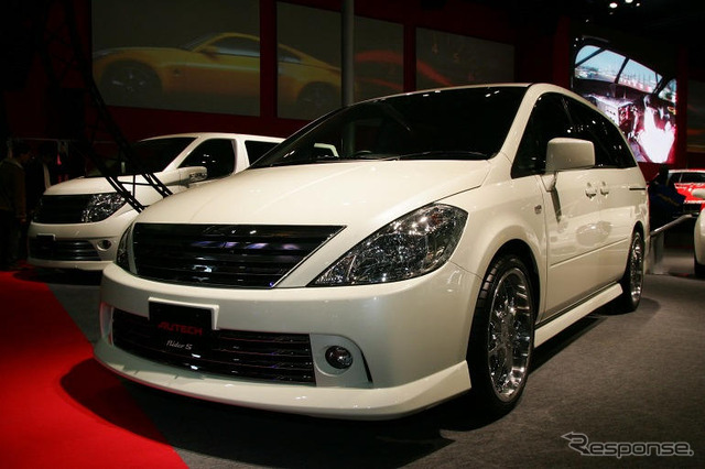 【東京オートサロン05】写真蔵…日産 ミニバン 編
