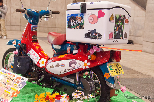 【ニコニコ超会議2】痛車展示ブースにバイク版痛車「痛単車」も登場