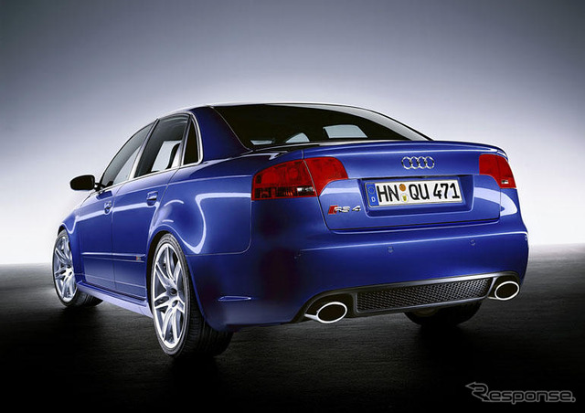 【ジュネーブモーターショー05】アウディ RS4 クワトロ、4ドアスーパーカー