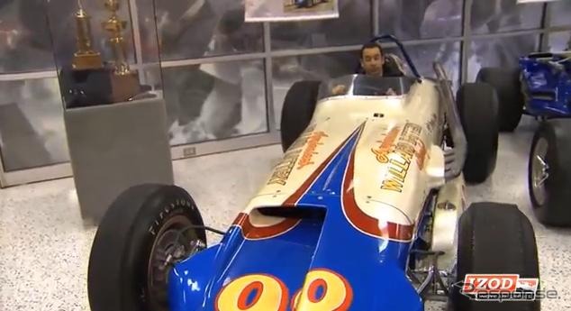 カストロネベスによる50年前のインディカーマシンの解説(動画キャプチャ)