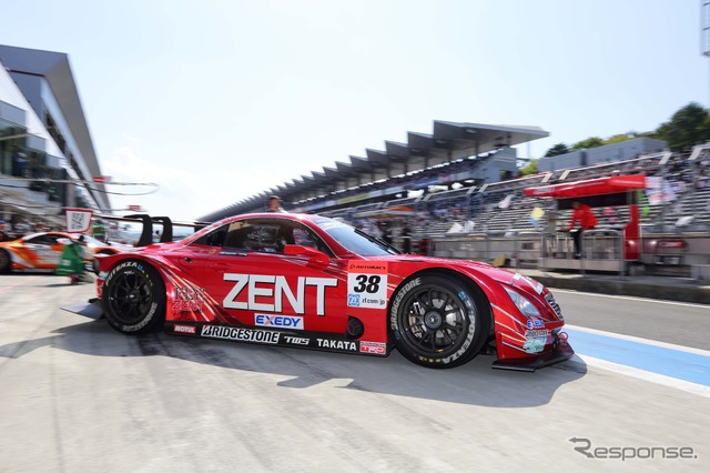 決勝2位となったZENT CERUMO SC430。写真:TOYOTA