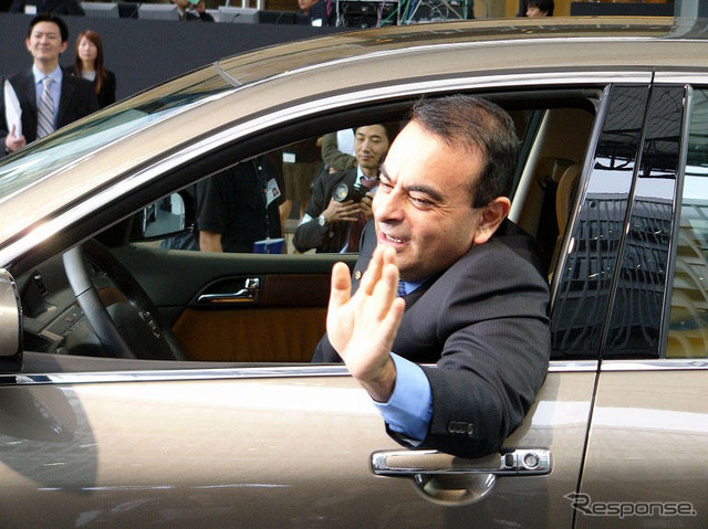 日産のゴーン社長が公約、女性管理職を5%に