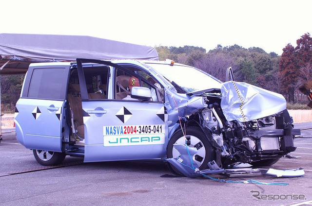【自動車アセスメント2004】試験の誤差は最終結果に影響しない