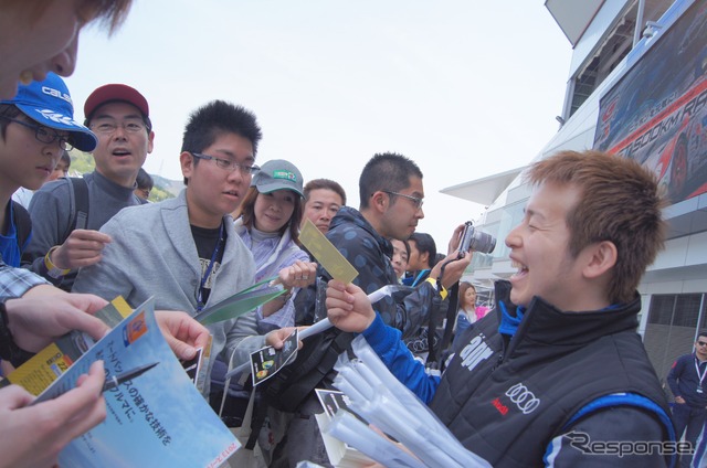 【SUPER GT 第2戦】快晴の富士、来場者数は8万100人…イベント増え家族連れにも好評