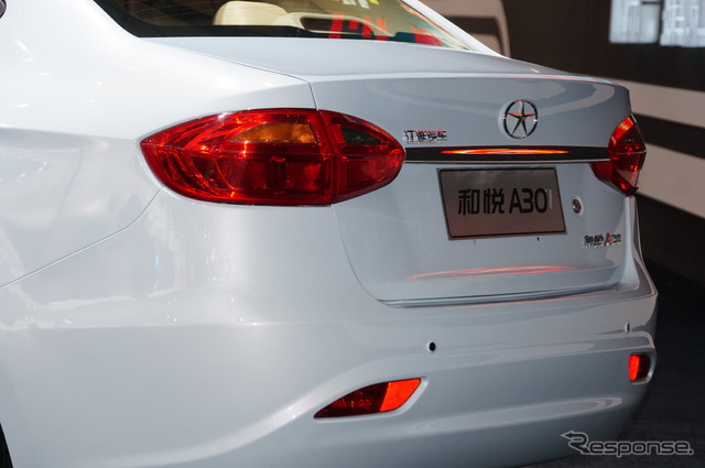 江淮汽車・A30(上海モーターショー13)