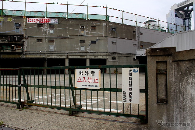 抜け殻となった梅田貨物駅(2013年4月末)