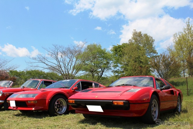 アルピーヌA310V6(左)とフェラーリ308GTS