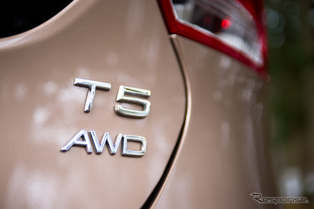 ボルボ・V40 クロスカントリー T5 AWD