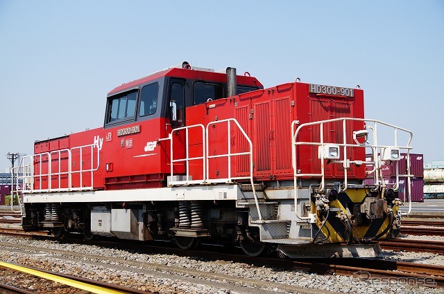 JR貨物 ハイブリッド機関車 HD300型