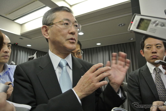 富士重工業 吉永泰之社長