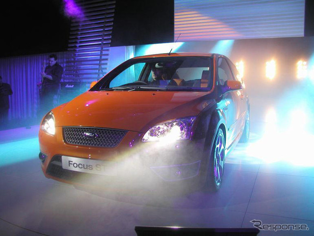 【ジュネーブモーターショー05】フォード フォーカス に「ST」モデル