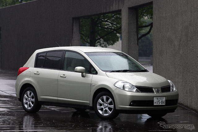 【インプレ'04】小沢コージ　日産『ティーダ』 やっと出たマトモな小さい高級車