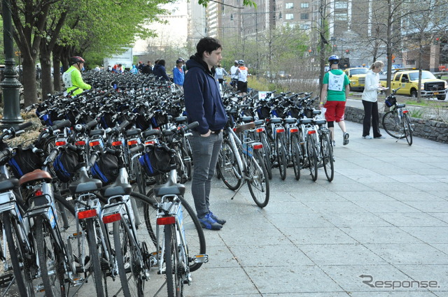 早朝の自転車貸し出し