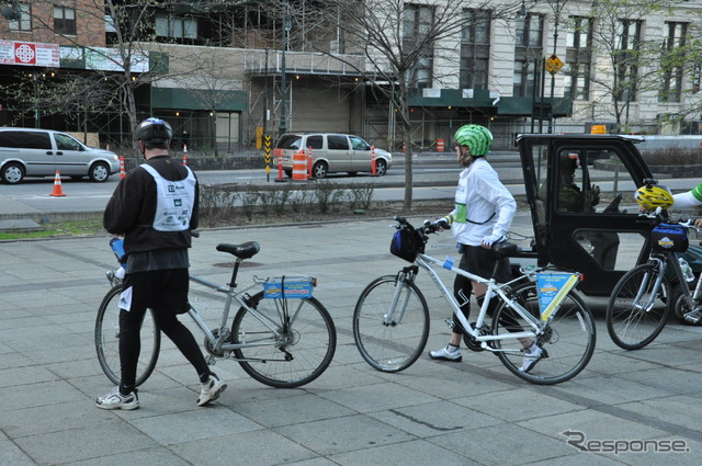 自転車貸し出し所からスタート地点に向かう