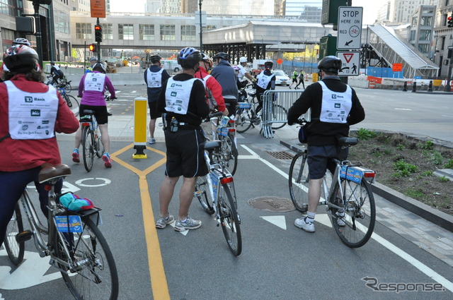 自転車貸し出し所からスタート地点に向かう