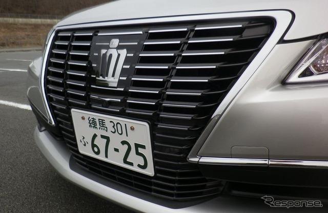 トヨタ クラウン