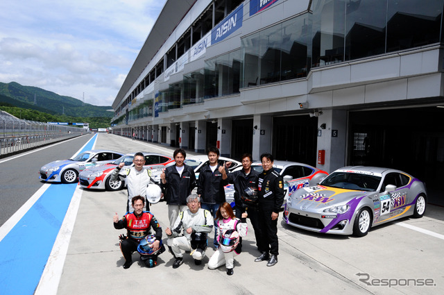 86RACER'S始動　初戦で2位、3位を獲得
