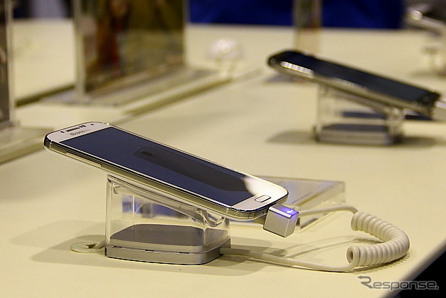 ノジマ六本木店で行われた深夜のdocomo GALAXY S4 SC-04E 発売イベント