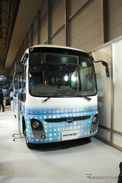 日野自動車の展示（人とくるまのテクノロジー13）