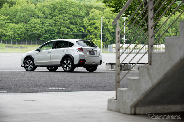 スバル・XV ハイブリッド プロトタイプ