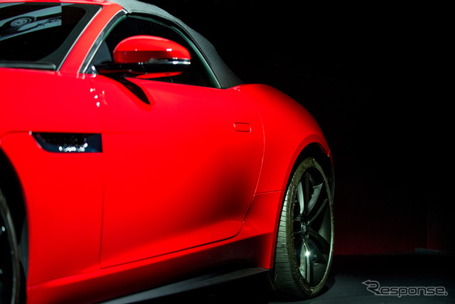 ジャガー・Fタイプ(F-Type)