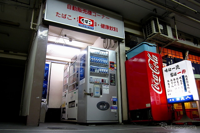 東京・銀座　三原橋地下街