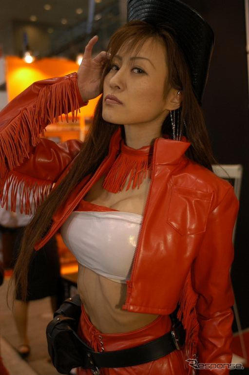 【東京オートサロン05】コンパニオン写真蔵…どっかーん