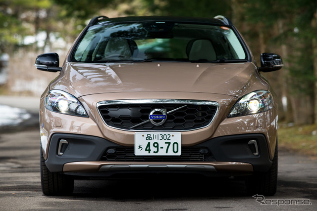 ボルボ・V40 クロスカントリー T5 AWD