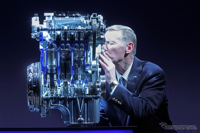 フォードモーターの1.0エコブーストとアラン・ムラリーCEO