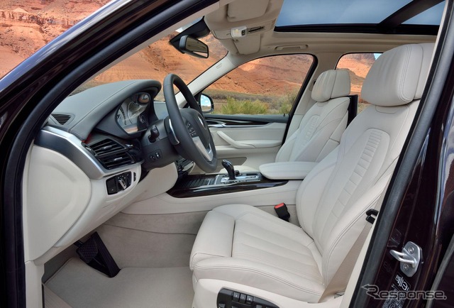 新型BMW X5 の xドライブ50i