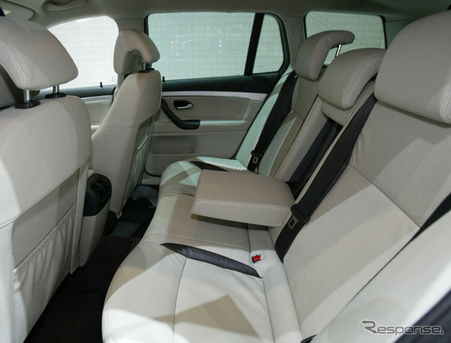 【ジュネーブモーターショー05】新型V6搭載、サーブ9-3スポーツコンビ