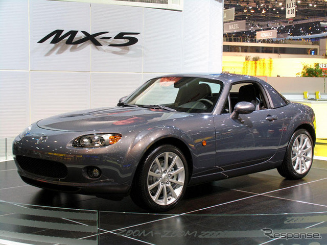 【ジュネーブモーターショー05】ロードスター/MX-5、「Zタイプ」トップ