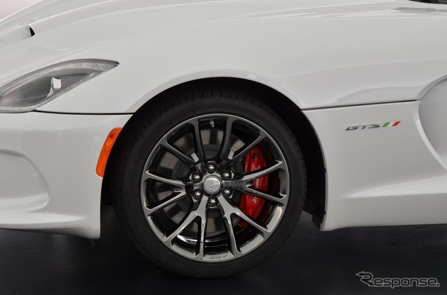 SRTバイパーのチャリティ用ワンオフモデル